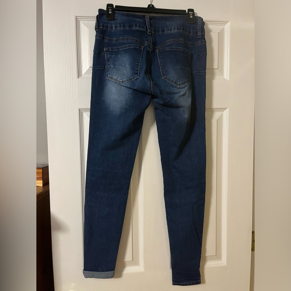 Women’s jeans.